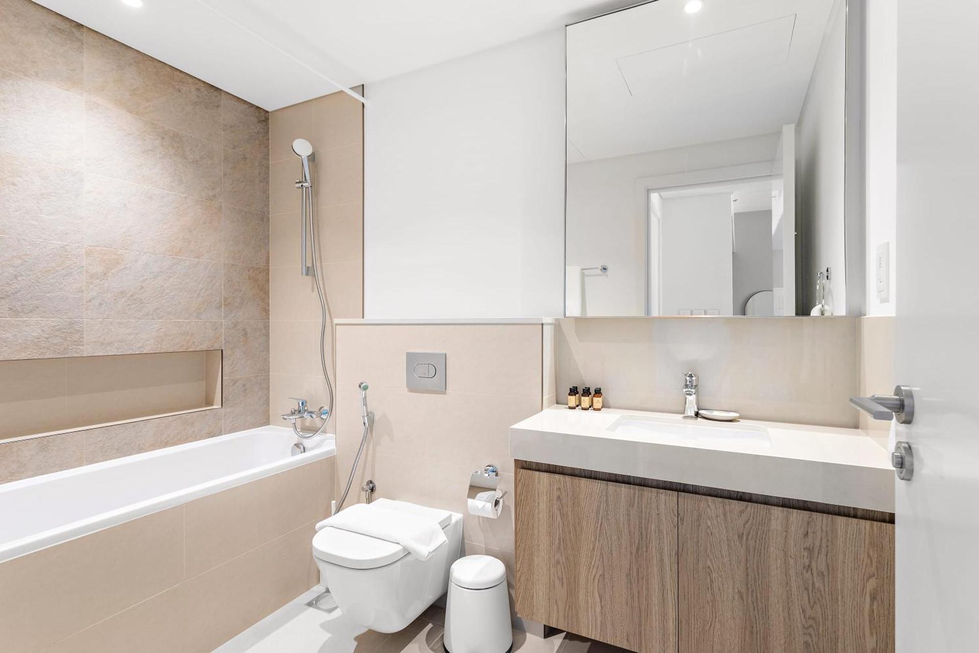 Silkhaus High Floor Luxury 1bdr In New Tower *