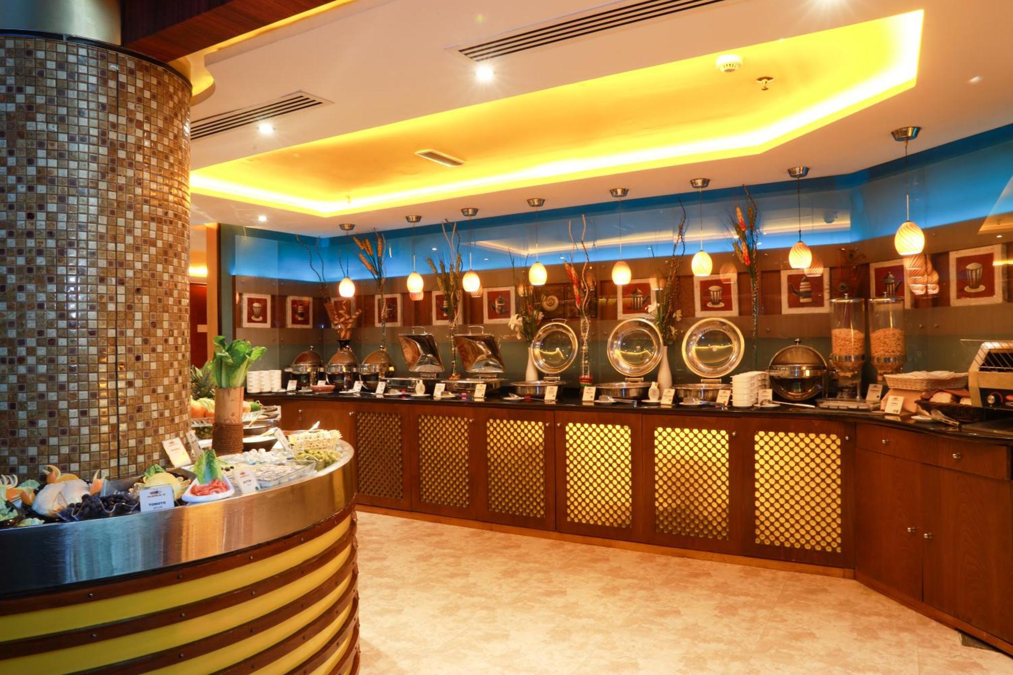 Fortune Grand Hotel 4*