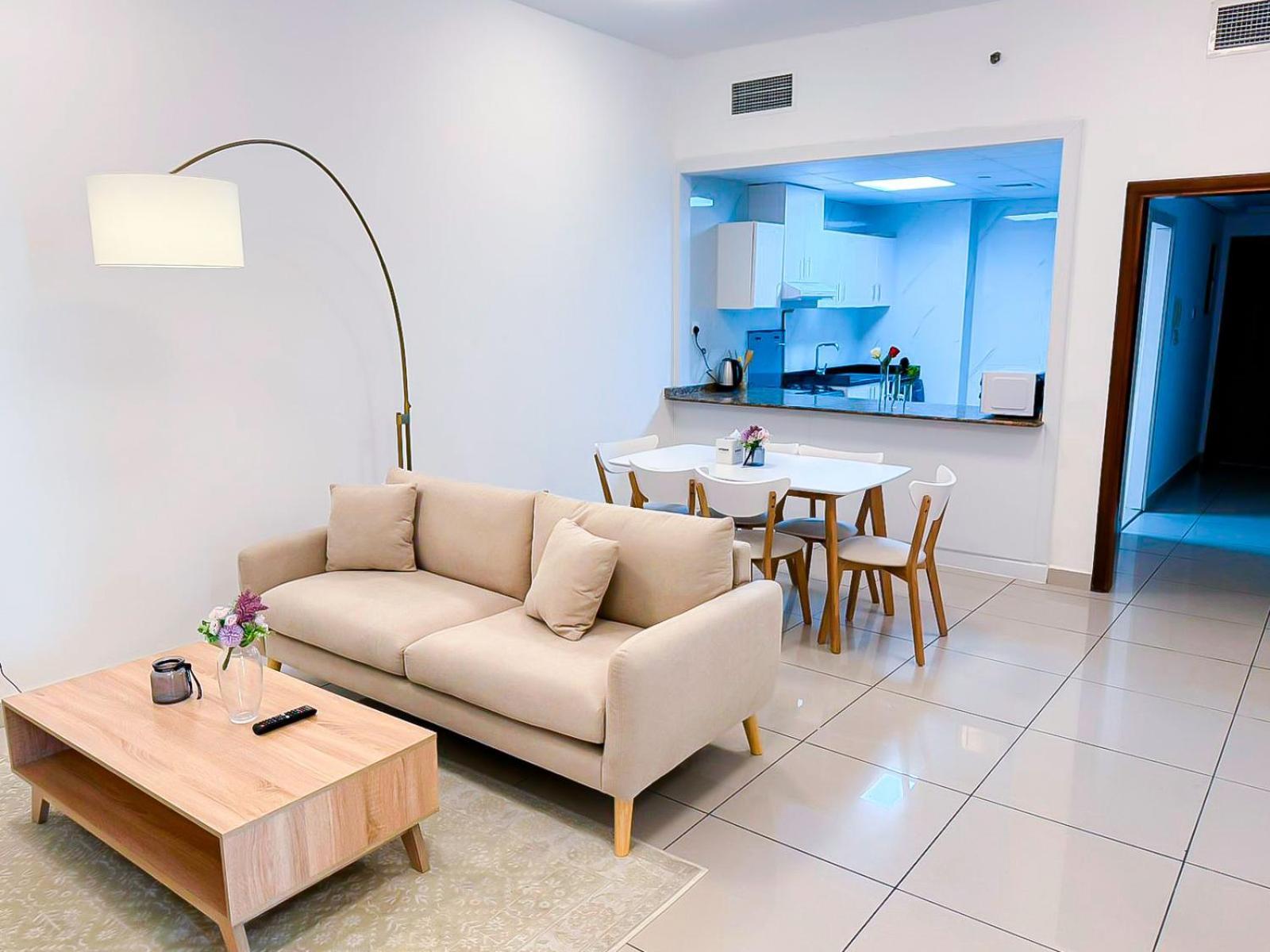 Marina - Marina Pinnacle Tower *