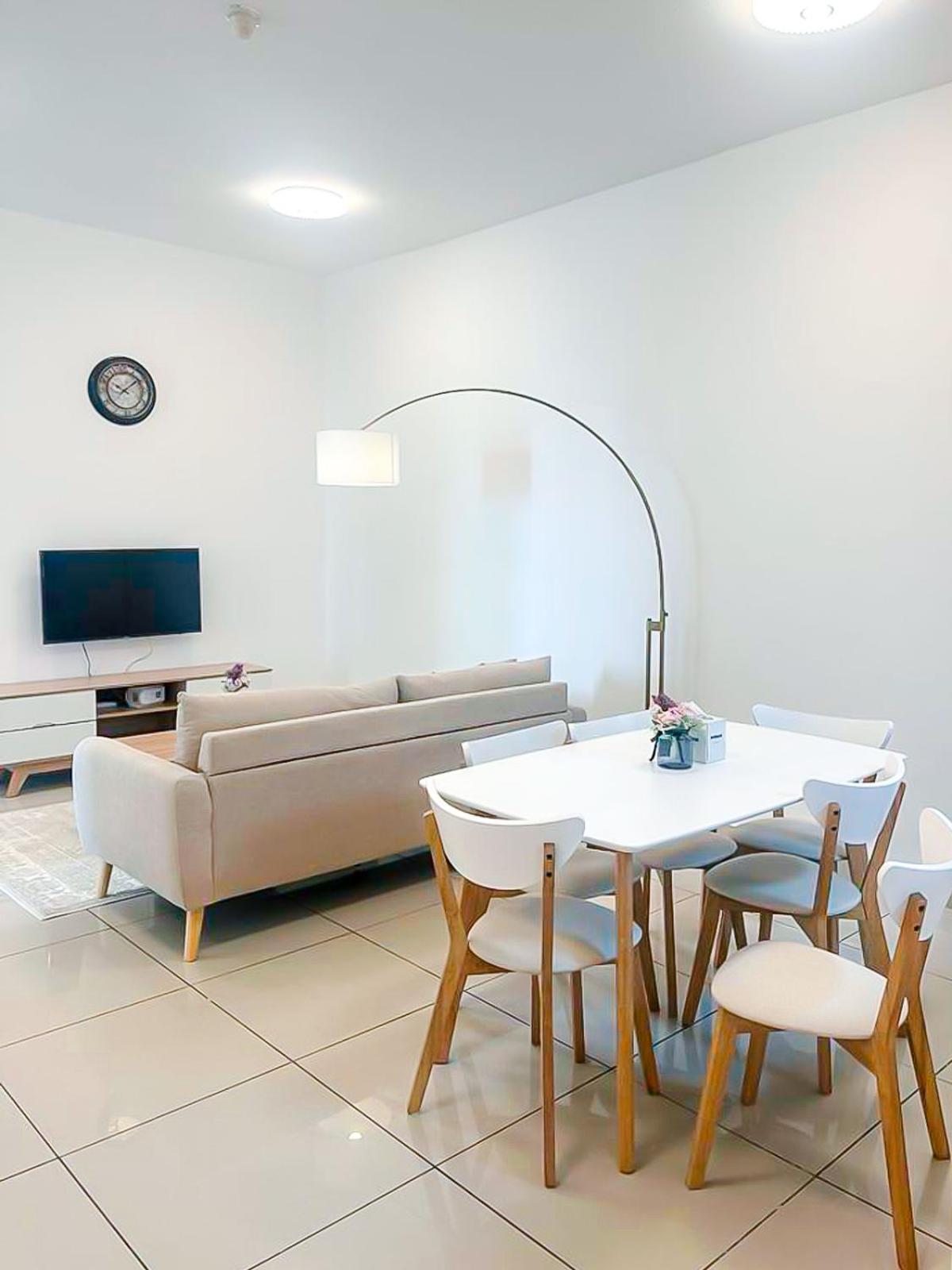Marina - Marina Pinnacle Tower Apartment *