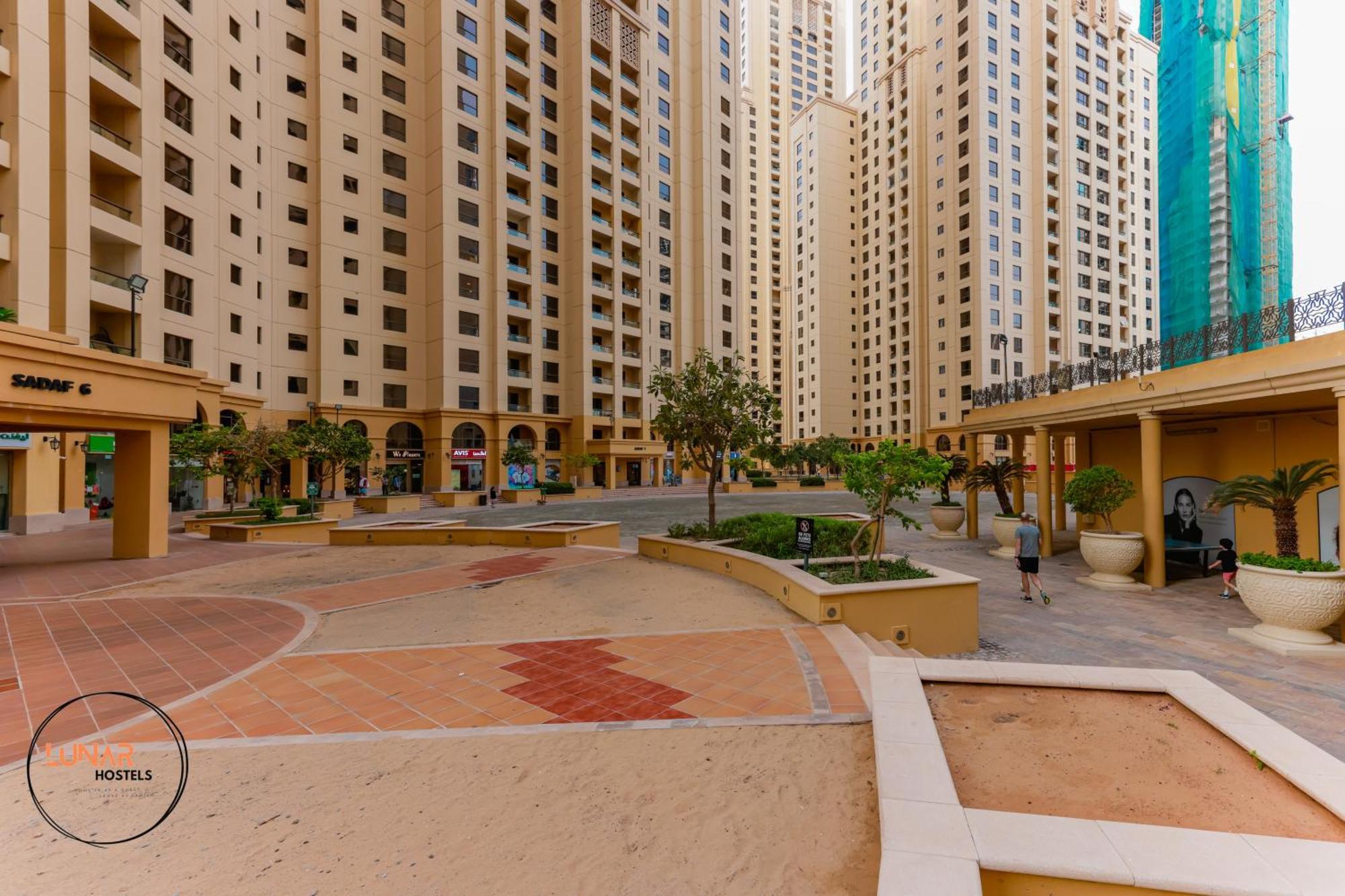 Lunar Cozy - Jbr Apartment *