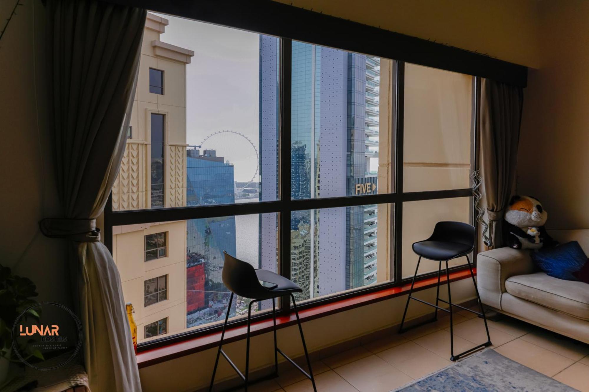 Lunar Cozy - Jbr