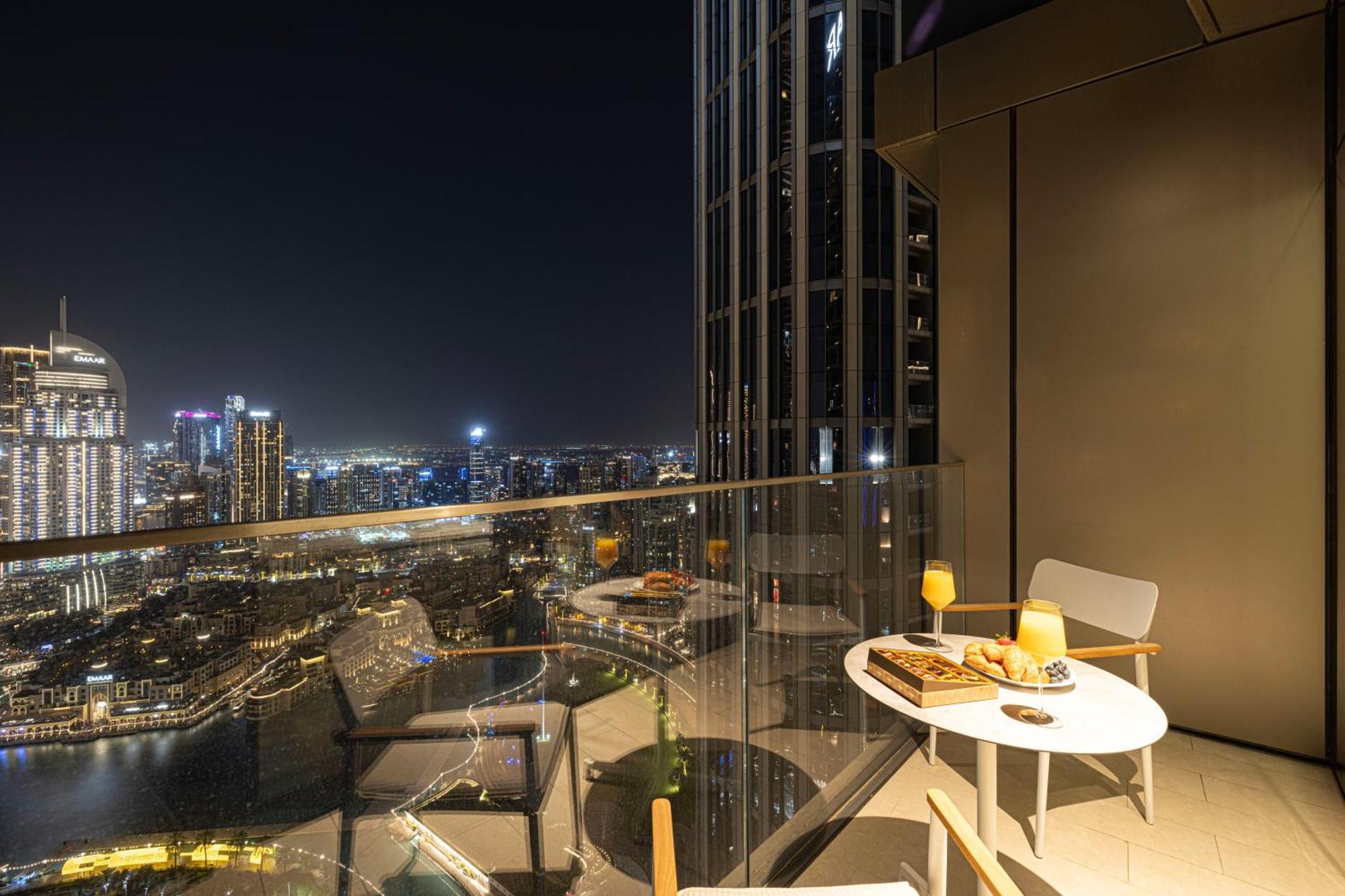 Smartstay At Address Opera - Unique Burj Khalifa Views - Brand New Luxury Residences *