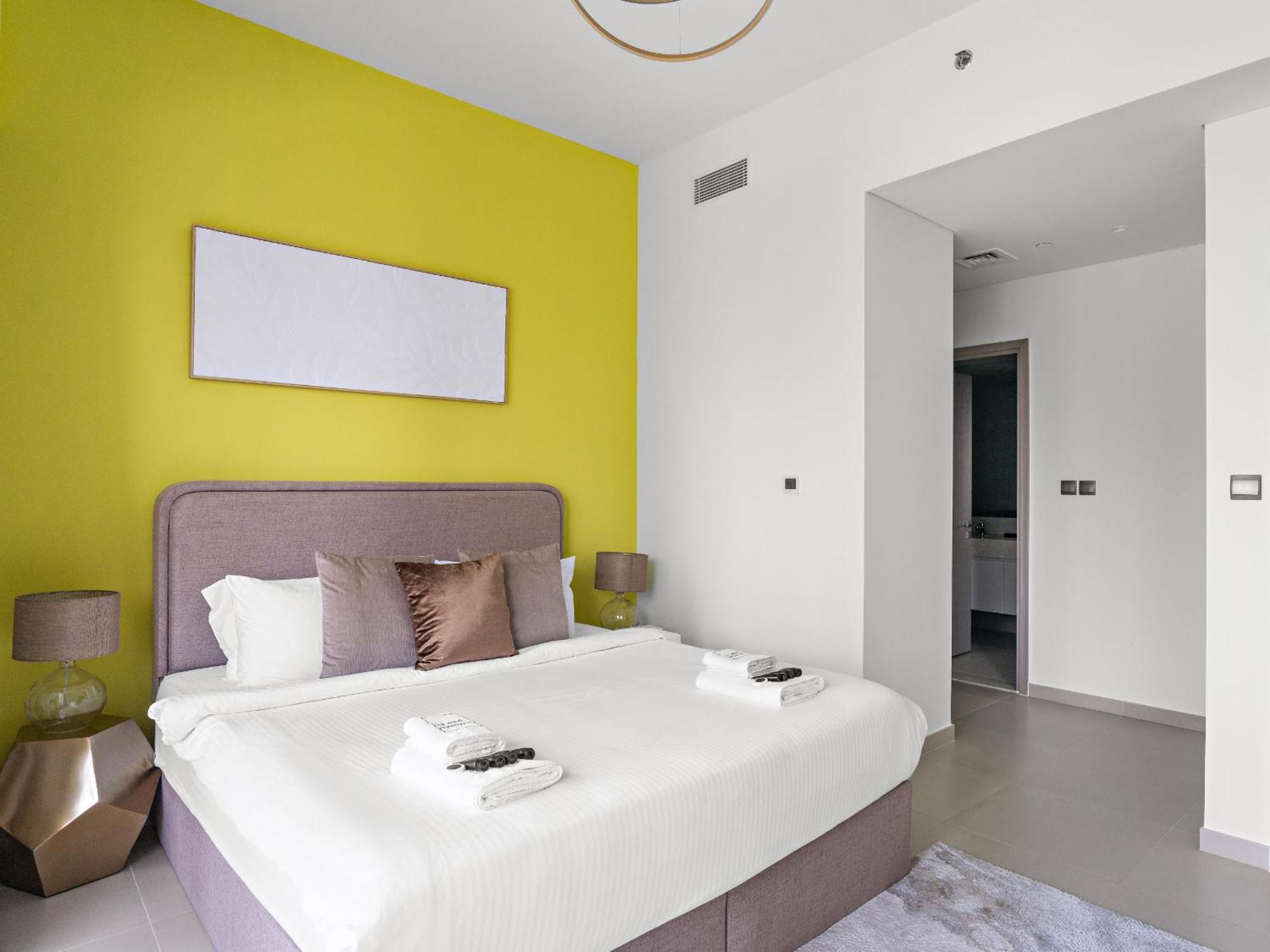 Vibrant 3bdr Plus 1 Guest In Downtown With Burj Khalifa View Daire Dubai