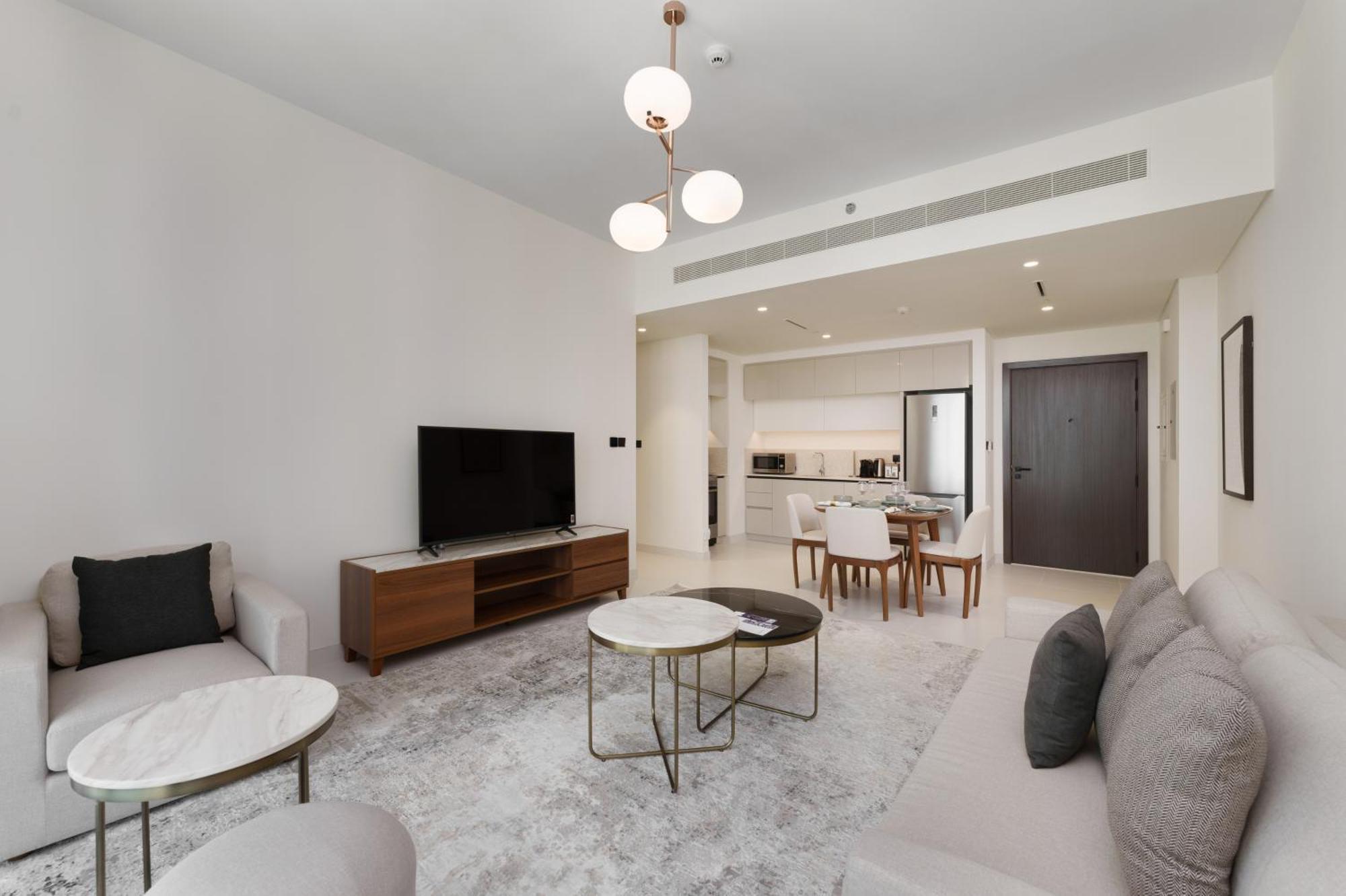 Maison Privee - Upscale With Partial Marina & Palm Views