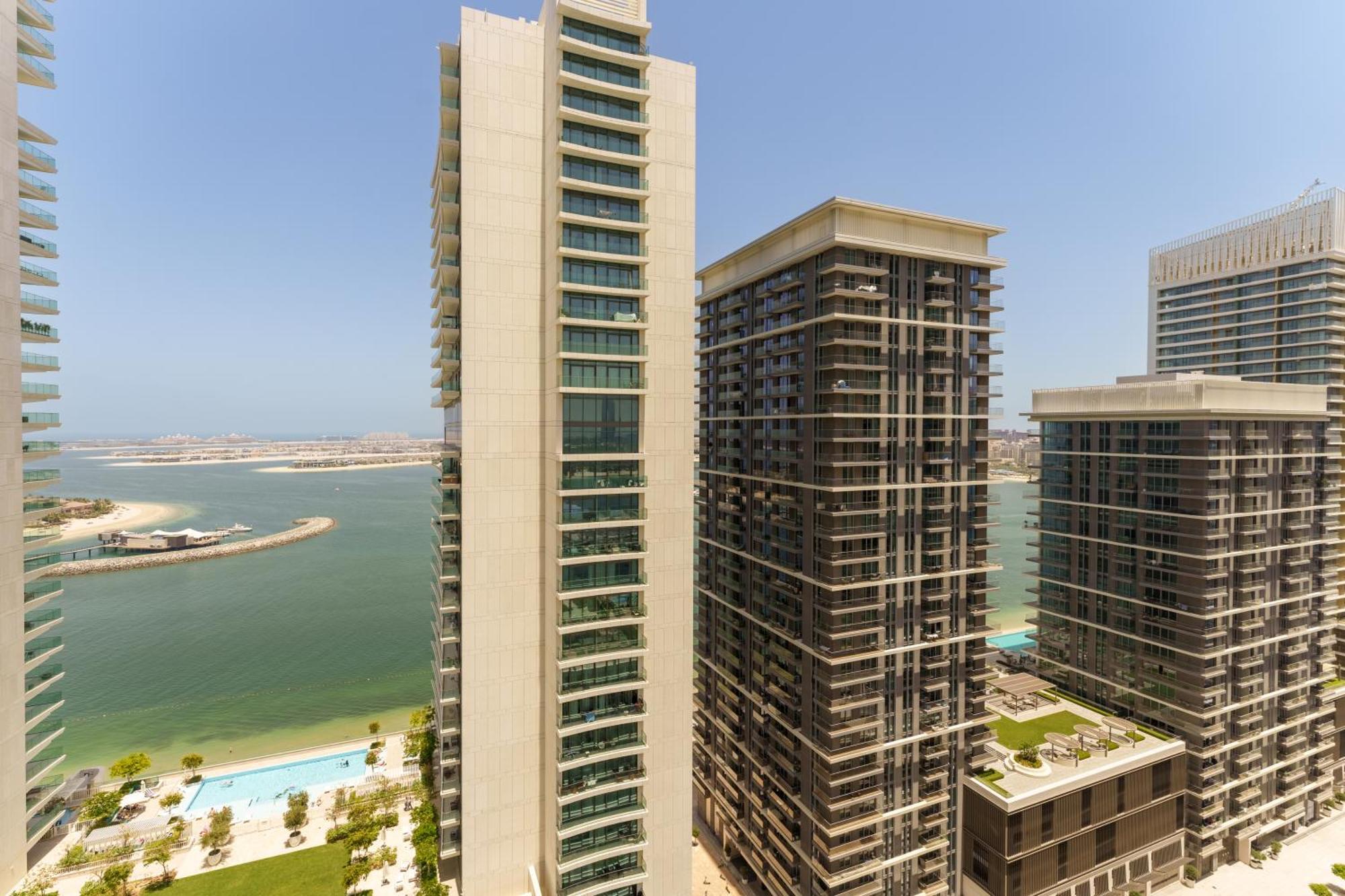 Maison Privee - Upscale With Partial Marina & Palm Views