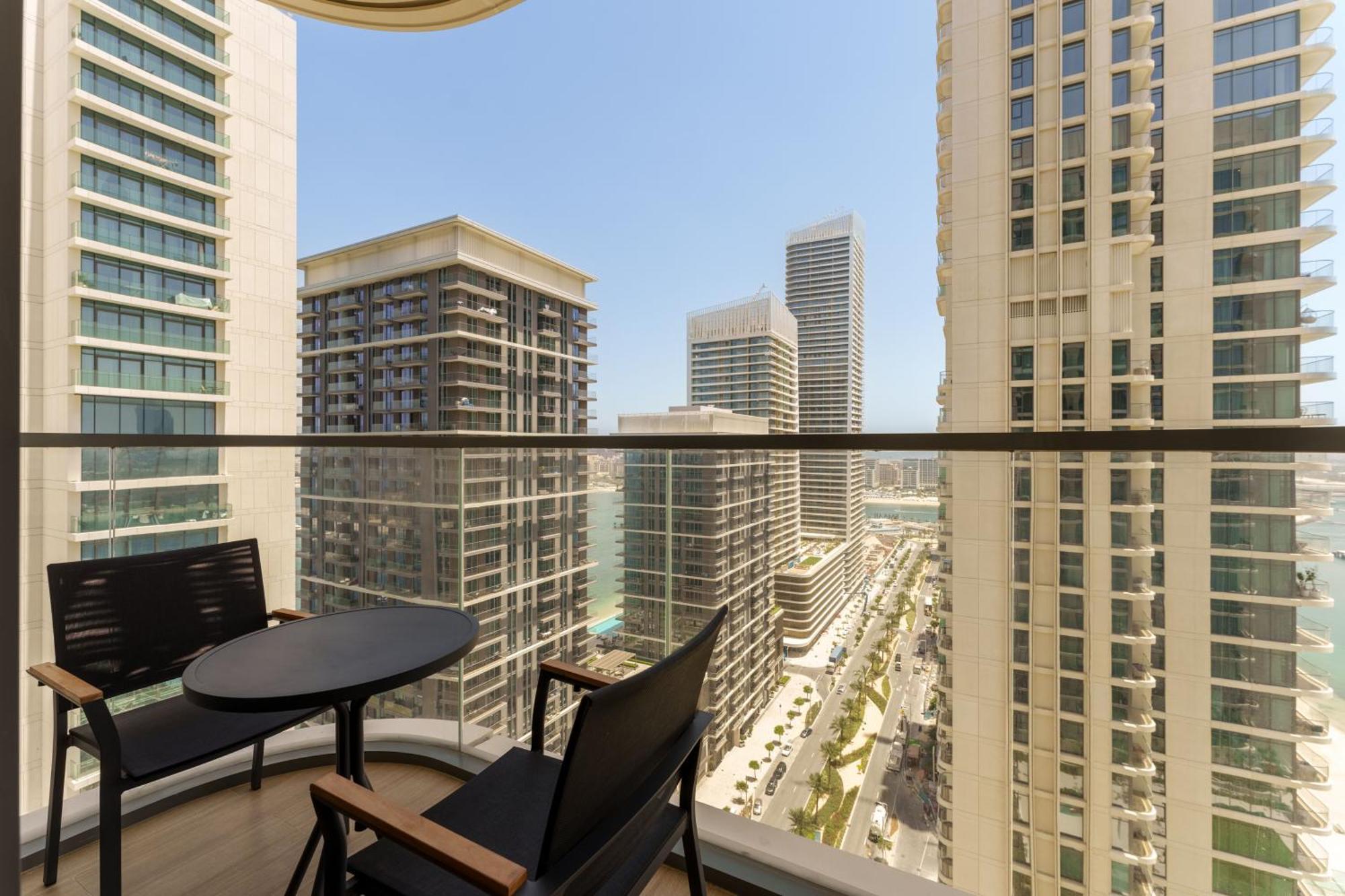 Maison Privee - Upscale With Partial Marina & Palm Views Apartment