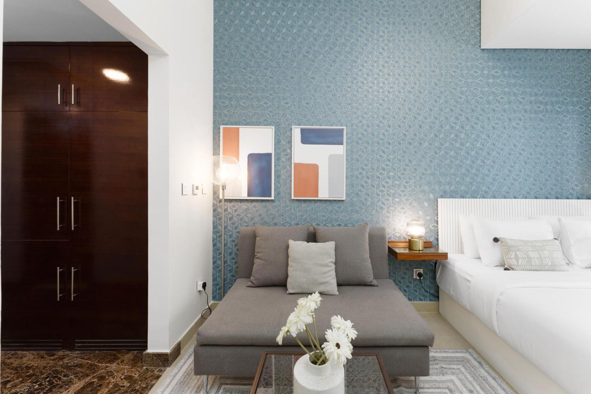 Experience Sparkle Tower Living In Jbr - Suiteable * Dubai