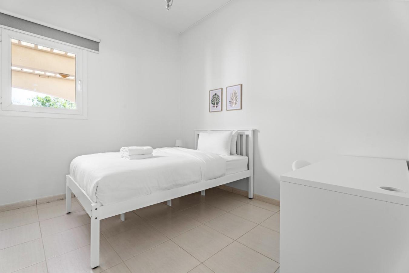 Whole 3 Bedroom With Maids House - The Springs - Privat Garden * Dubai
