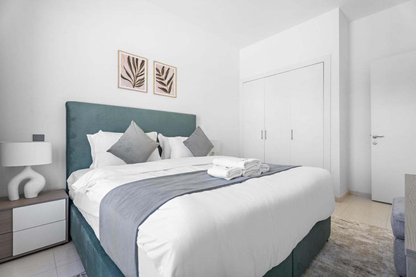 Whole 3 Bedroom With Maids House - The Springs - Privat Garden Apartment *