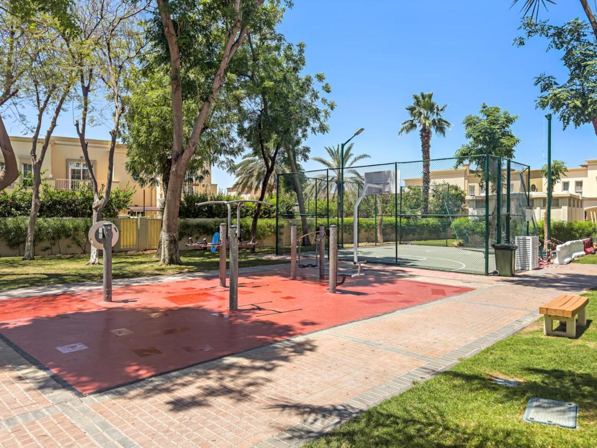 Apartment Whole 3 Bedroom With Maids House - The Springs - Privat Garden