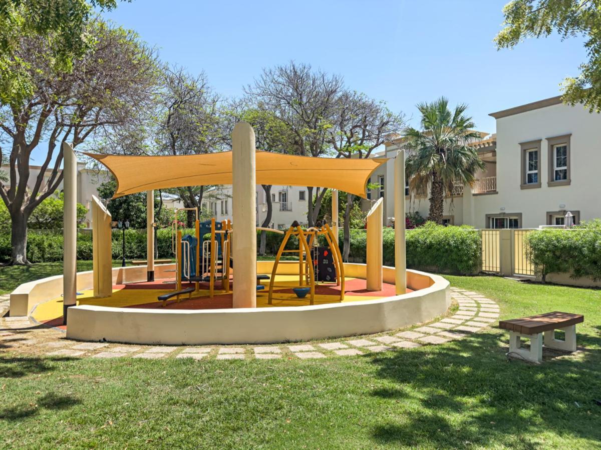 Whole 3 Bedroom With Maids House - The Springs - Privat Garden Apartment