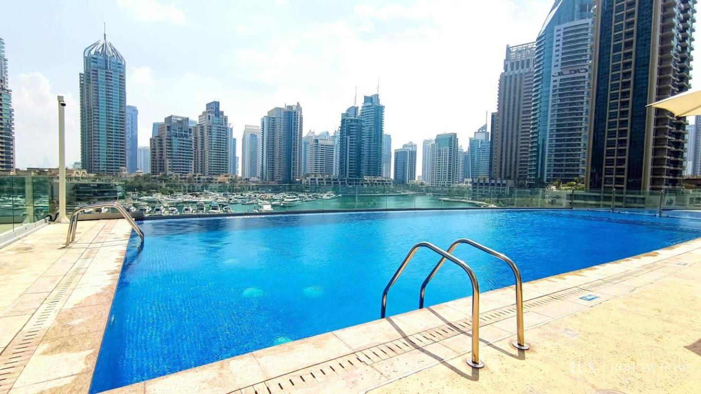 Cayan Tower - Of Choice Dubai