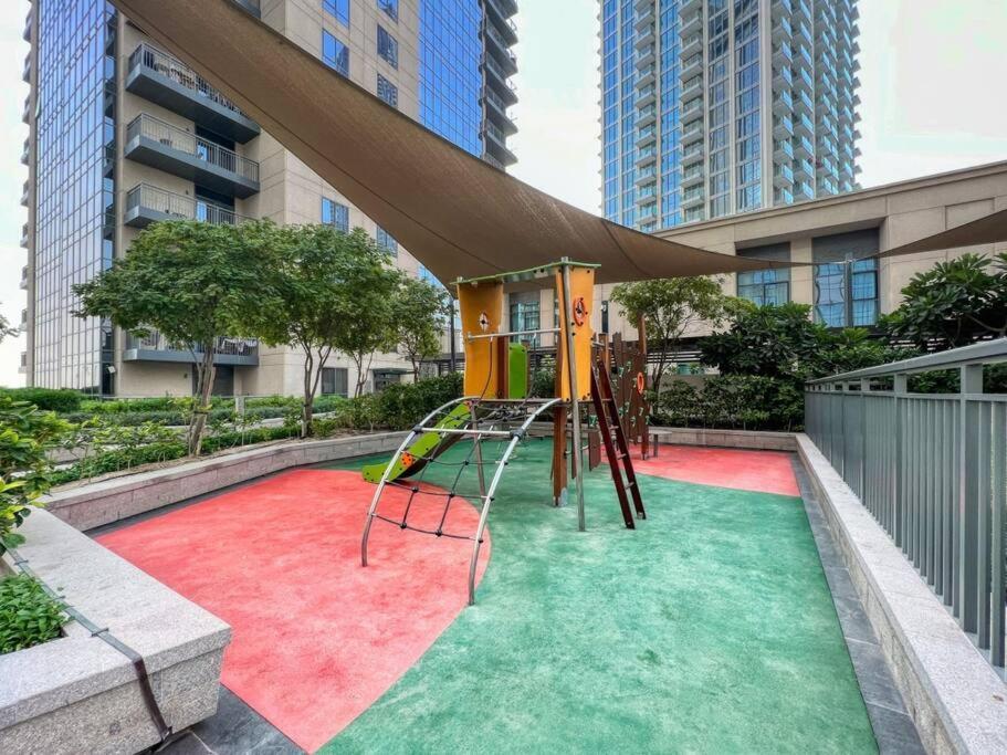 Beautifully Furnished 3br + Maids - Creek Harbour * Dubai