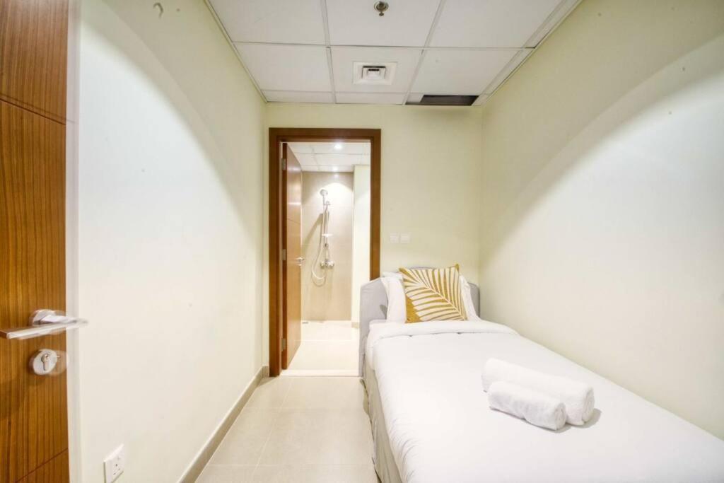 Apartment Beautifully Furnished 3br + Maids - Creek Harbour