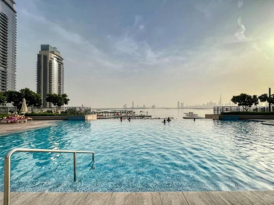 Apartment Beautifully Furnished 3br + Maids - Creek Harbour *