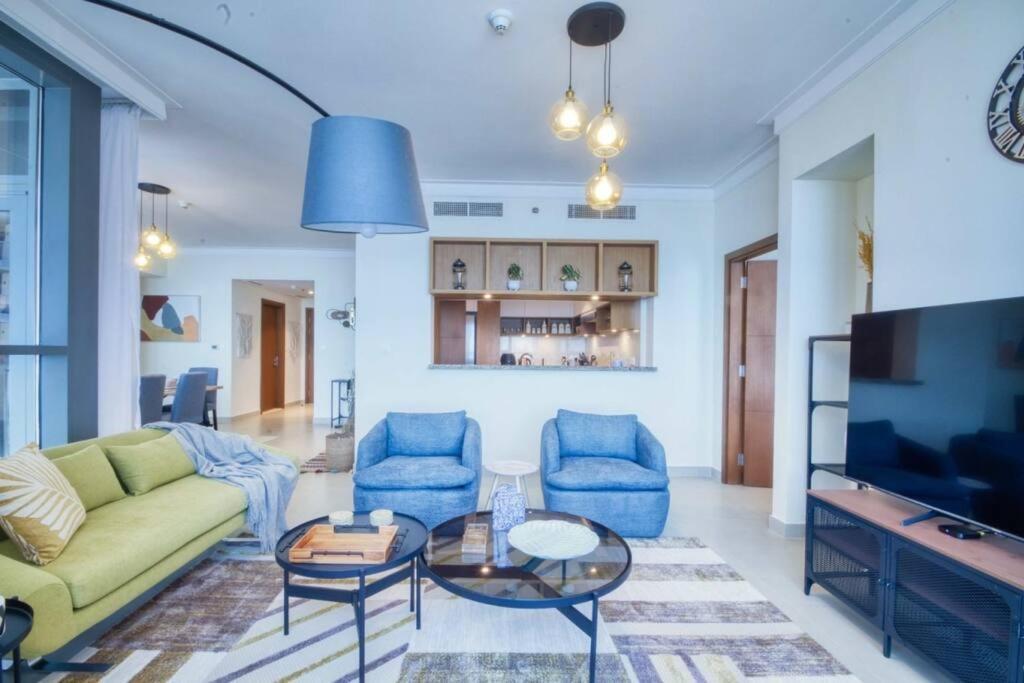 Beautifully Furnished 3br + Maids - Creek Harbour *