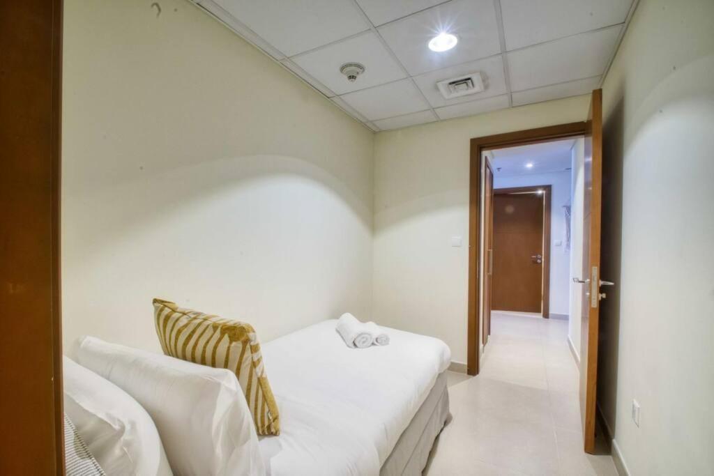 Beautifully Furnished 3br + Maids - Creek Harbour Apartment *