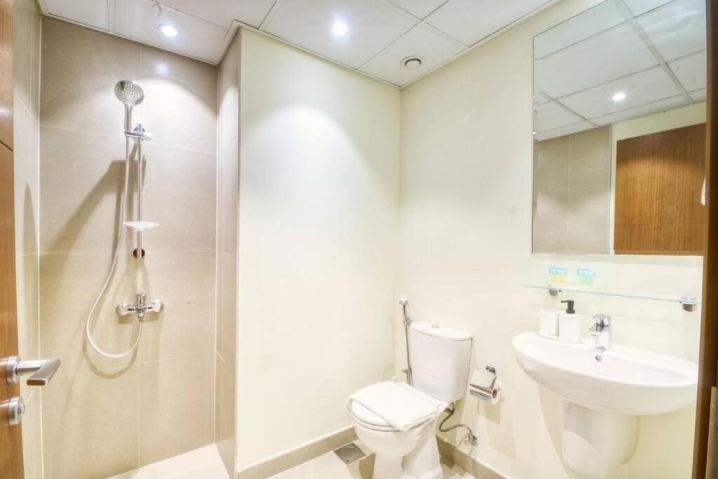 Beautifully Furnished 3br + Maids - Creek Harbour Apartment