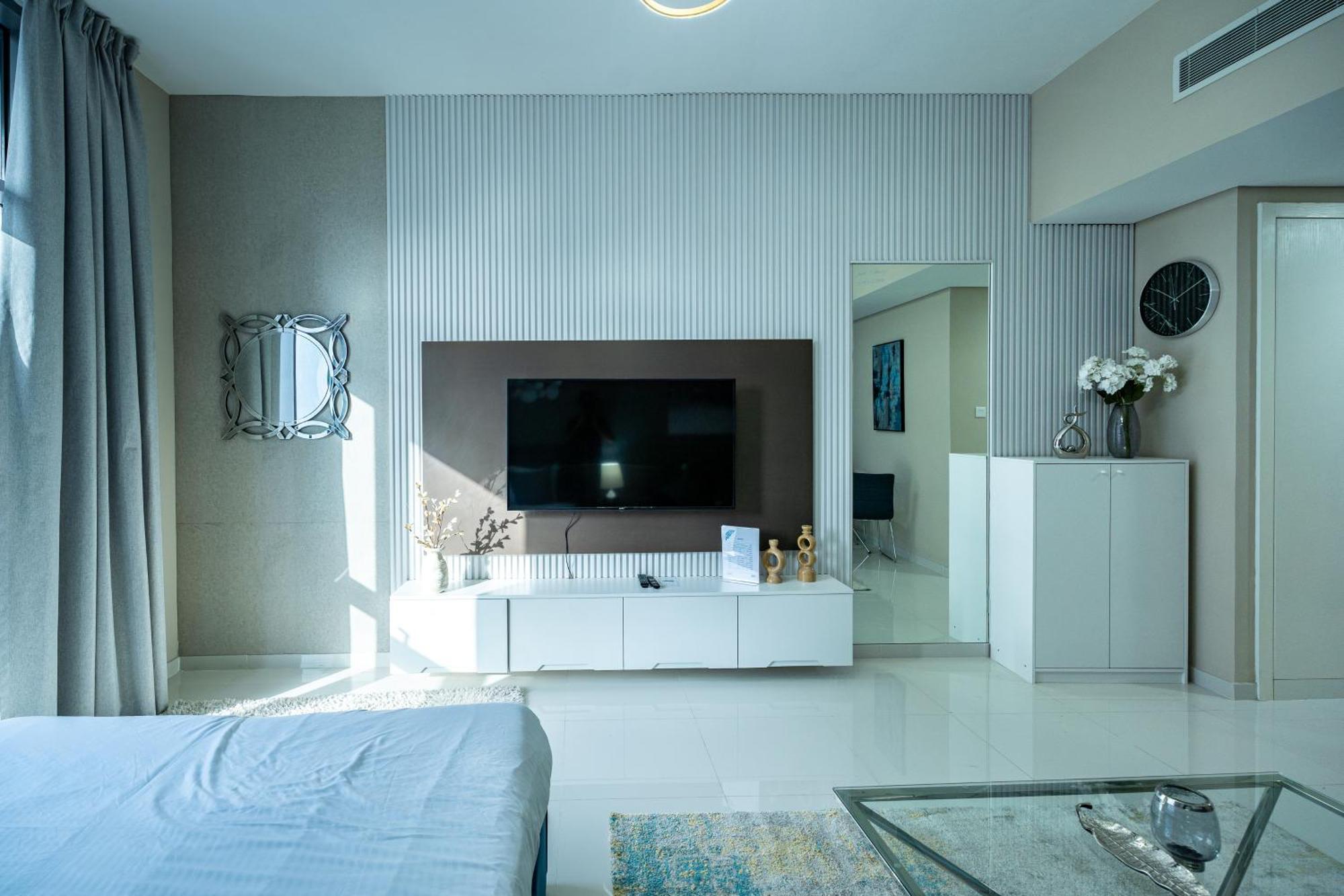 Escape24 Beautiful In Loreto Damac Hills Apartment *