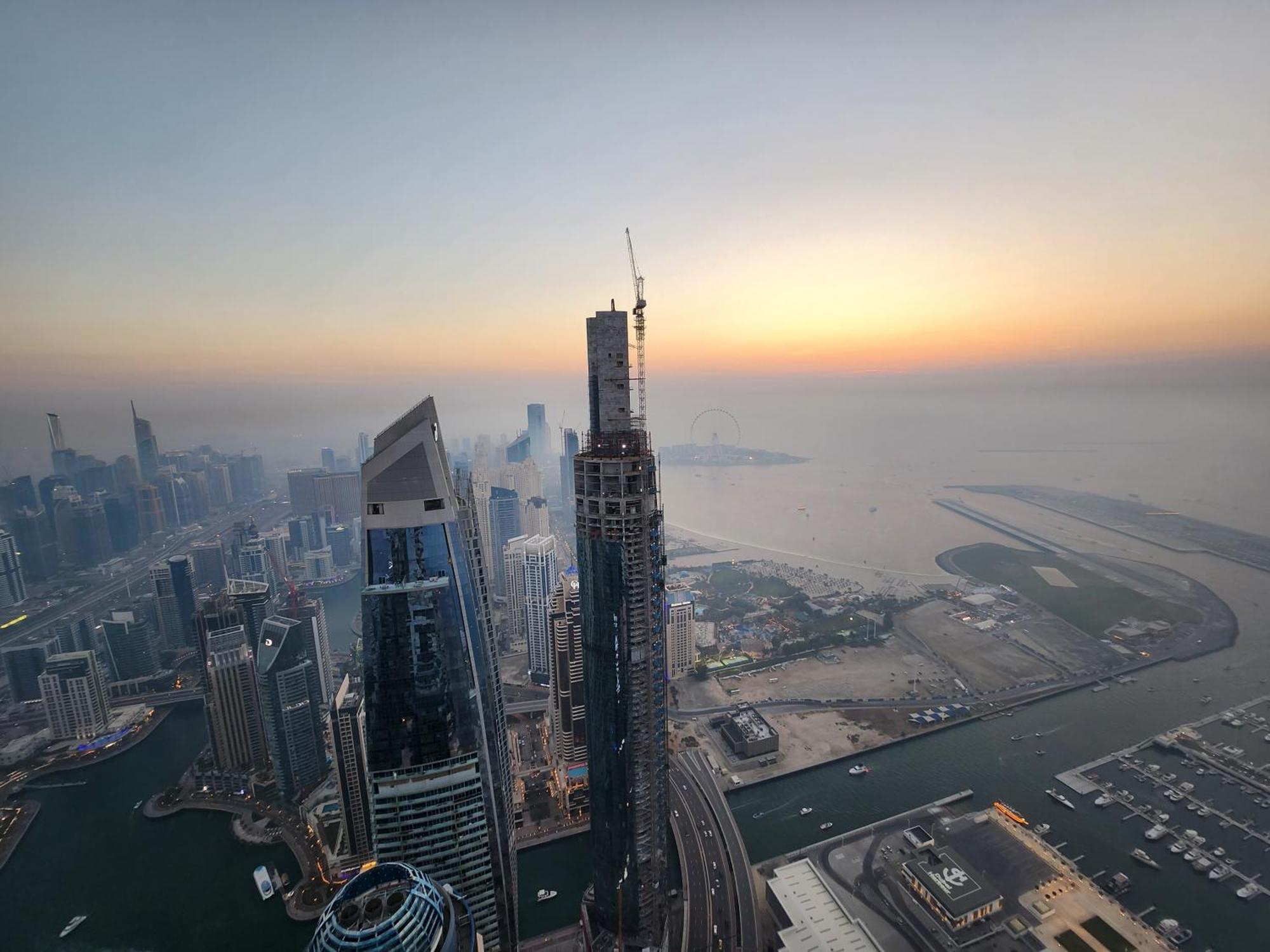 50 Percent Offer ! Iconic Princess Tower ! 64th Floor ! Sea View & Marina Walk View ! 3min To Marina Beach & Tram ! Spacious * Dubai