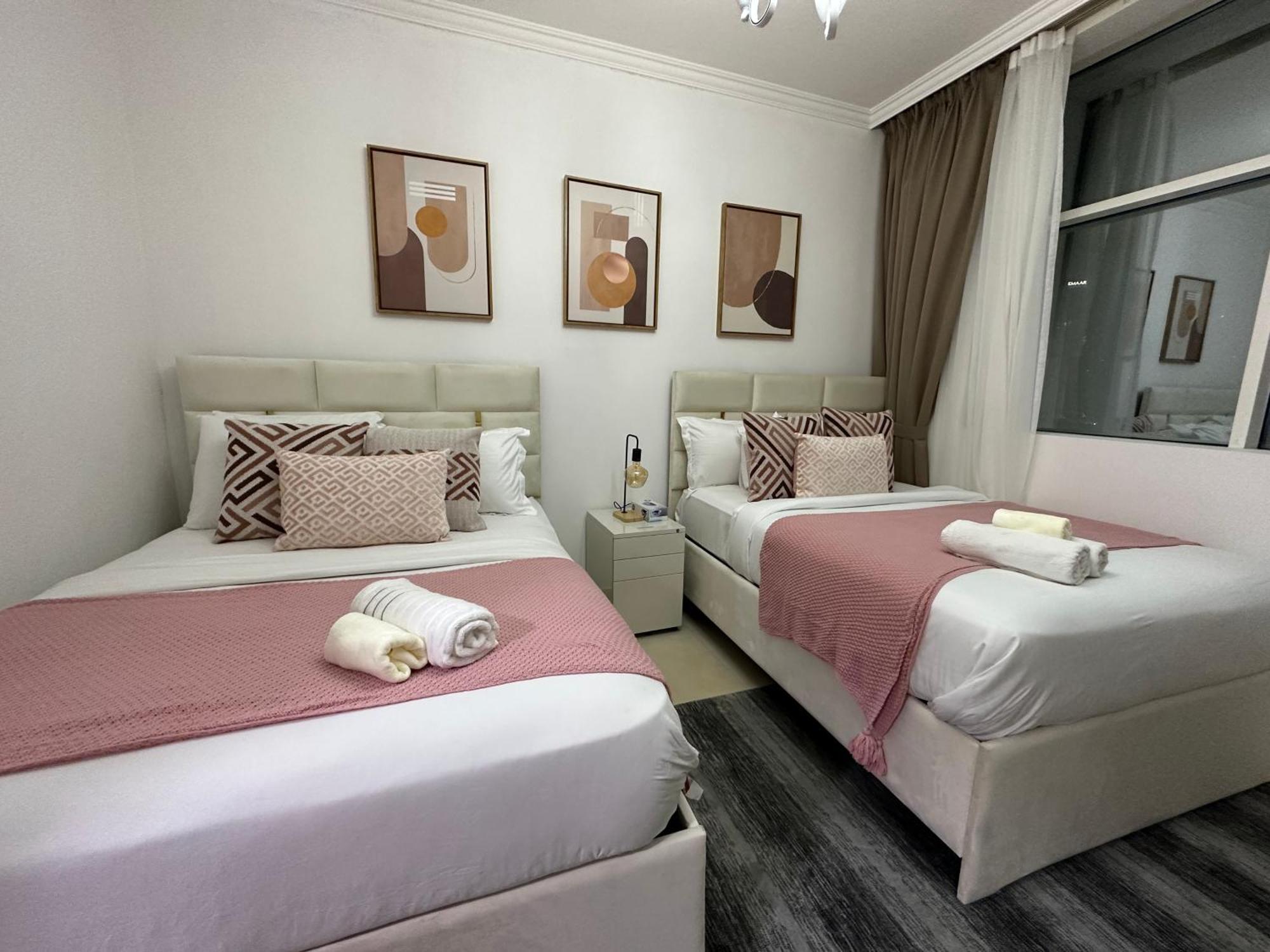 Cozy 2bhk Near Burj Khalifa Apartamento