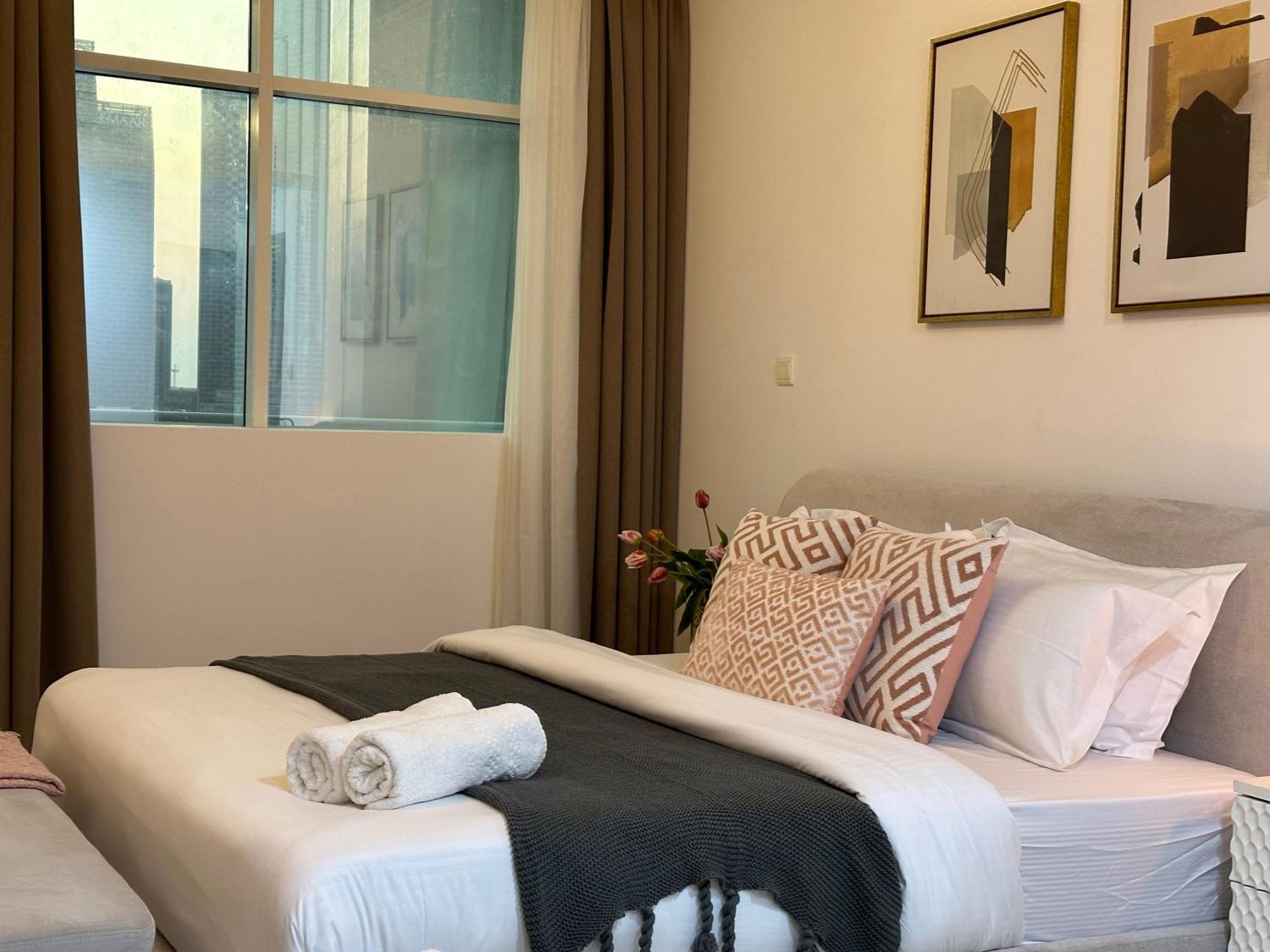 Cozy 2bhk Near Burj Khalifa Apartamento *