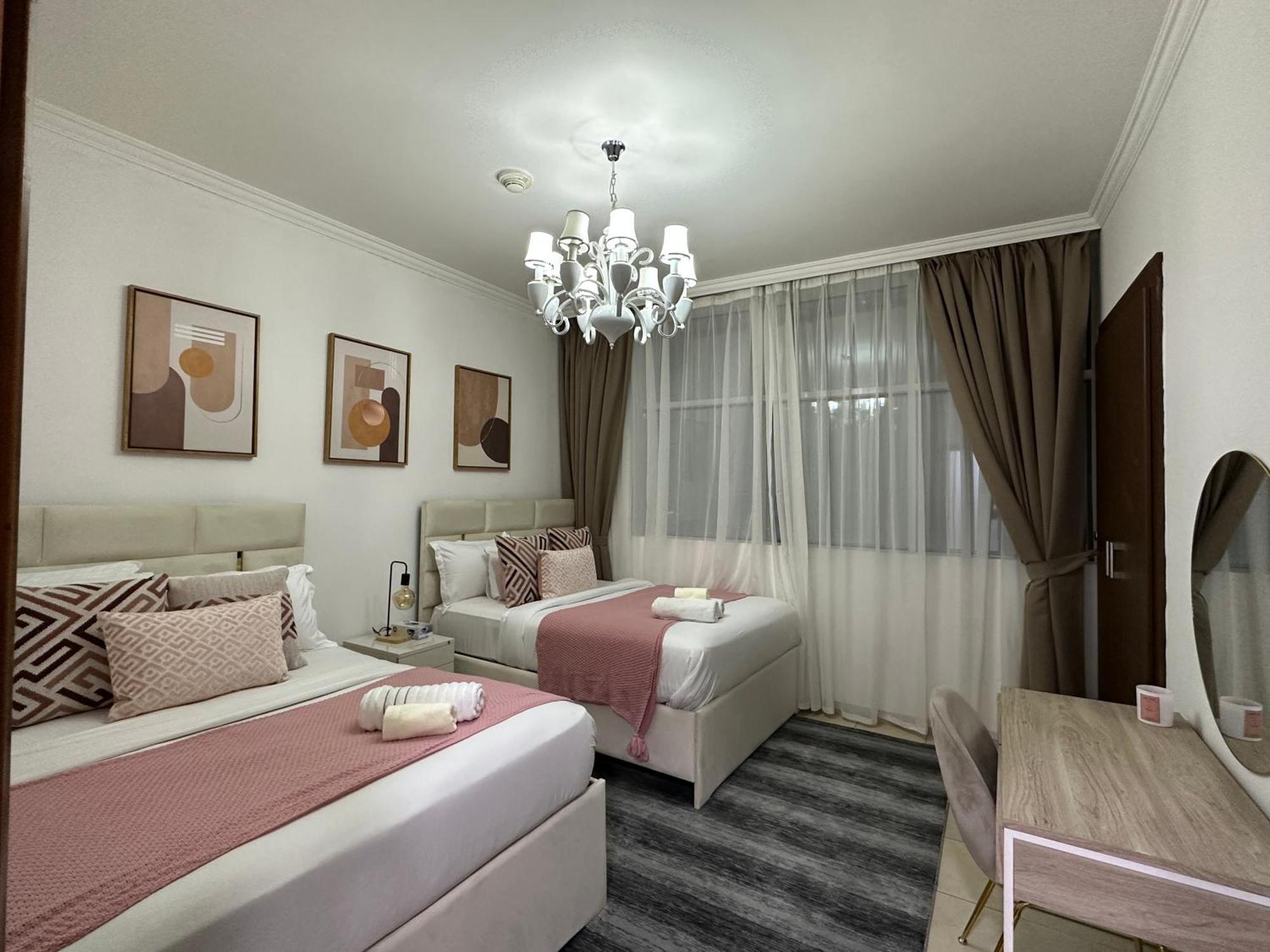 Apartamento Cozy 2bhk Near Burj Khalifa Dubai