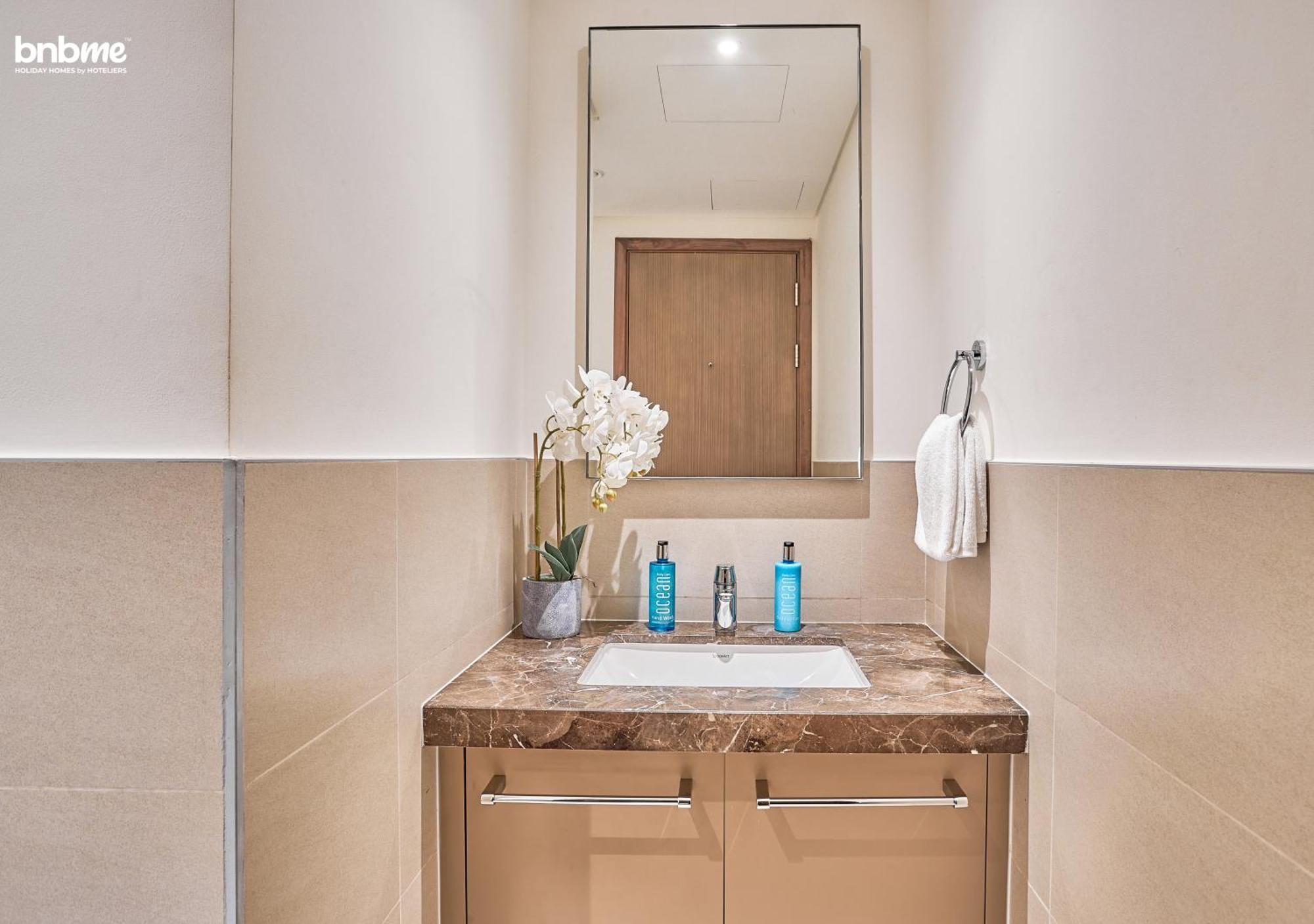 Bnbmehomes - Boulevard Heights Apartment Dubai