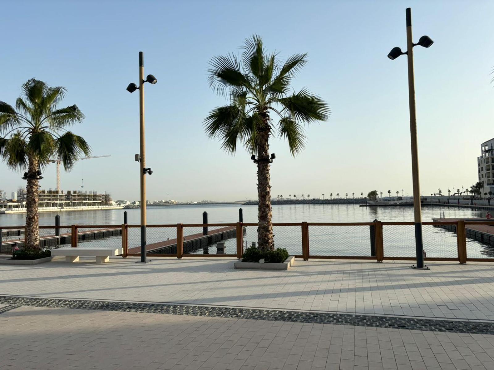 Lc22 - Elegant 1br With Beach Access In La Cote Building Apartment