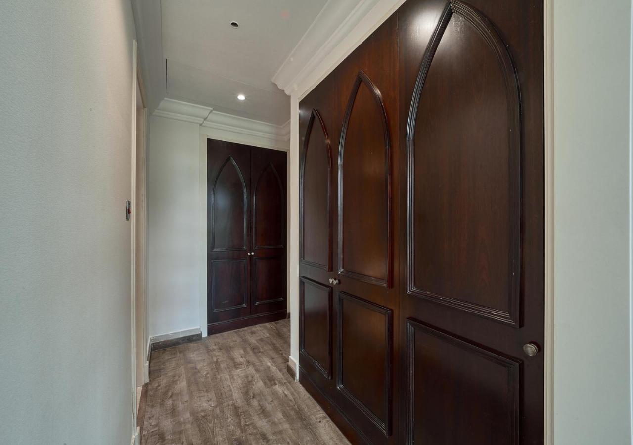 Apartment Burj Khalifa Partial View Peak Living Luxury 2br Souk Al-bahar Beside Mall-golden Homes *