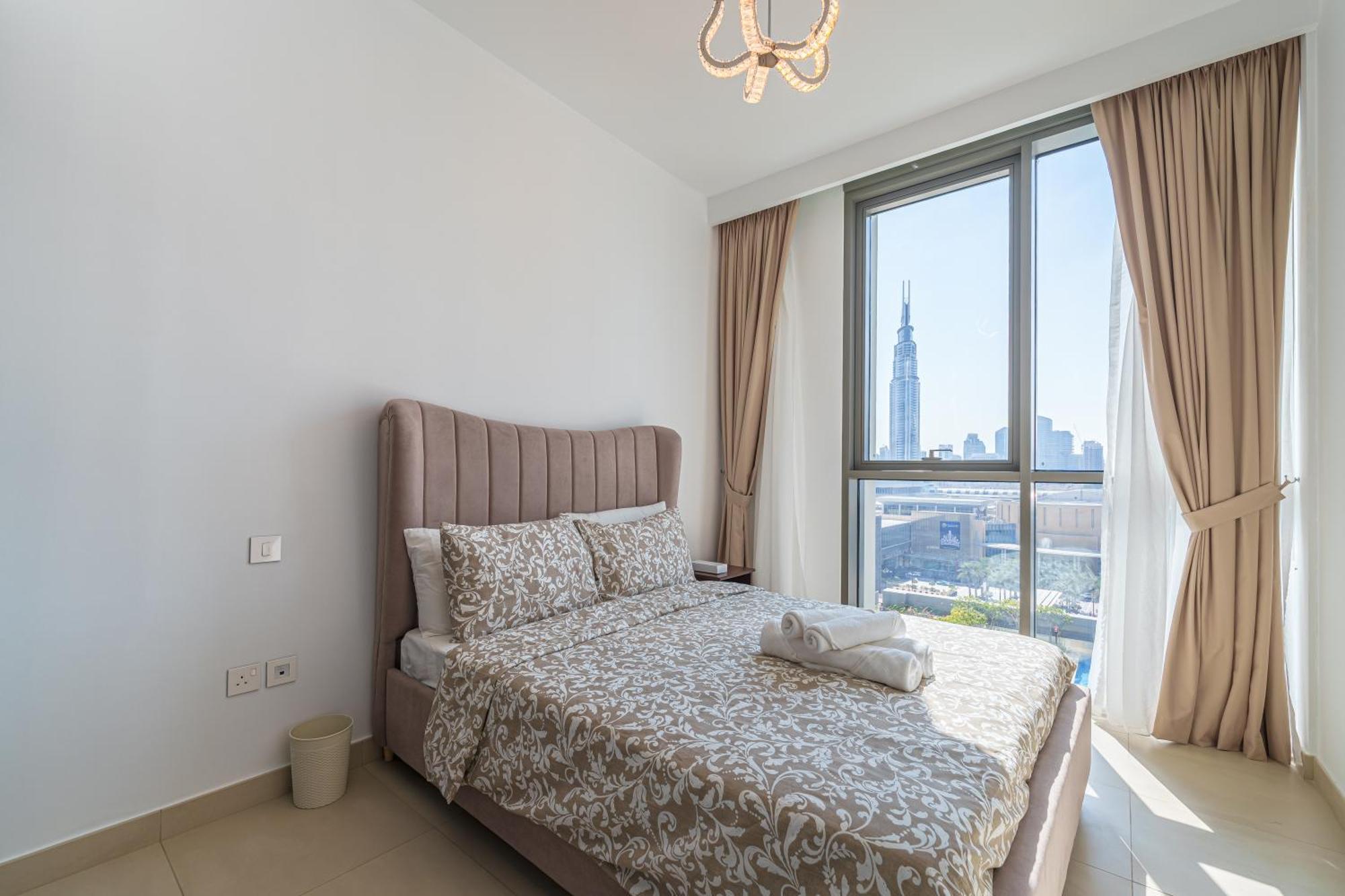 Luxury 3-bedroom In Apartment