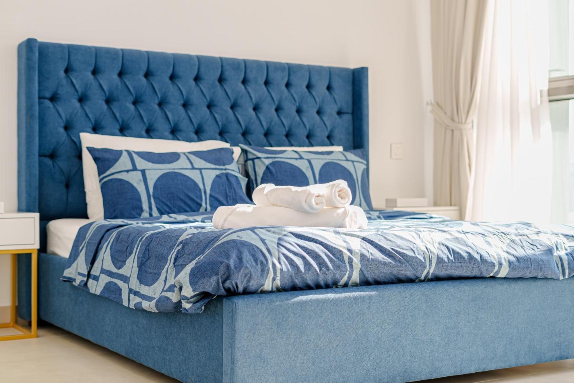 Apartment Luxury 3-bedroom In Dubai