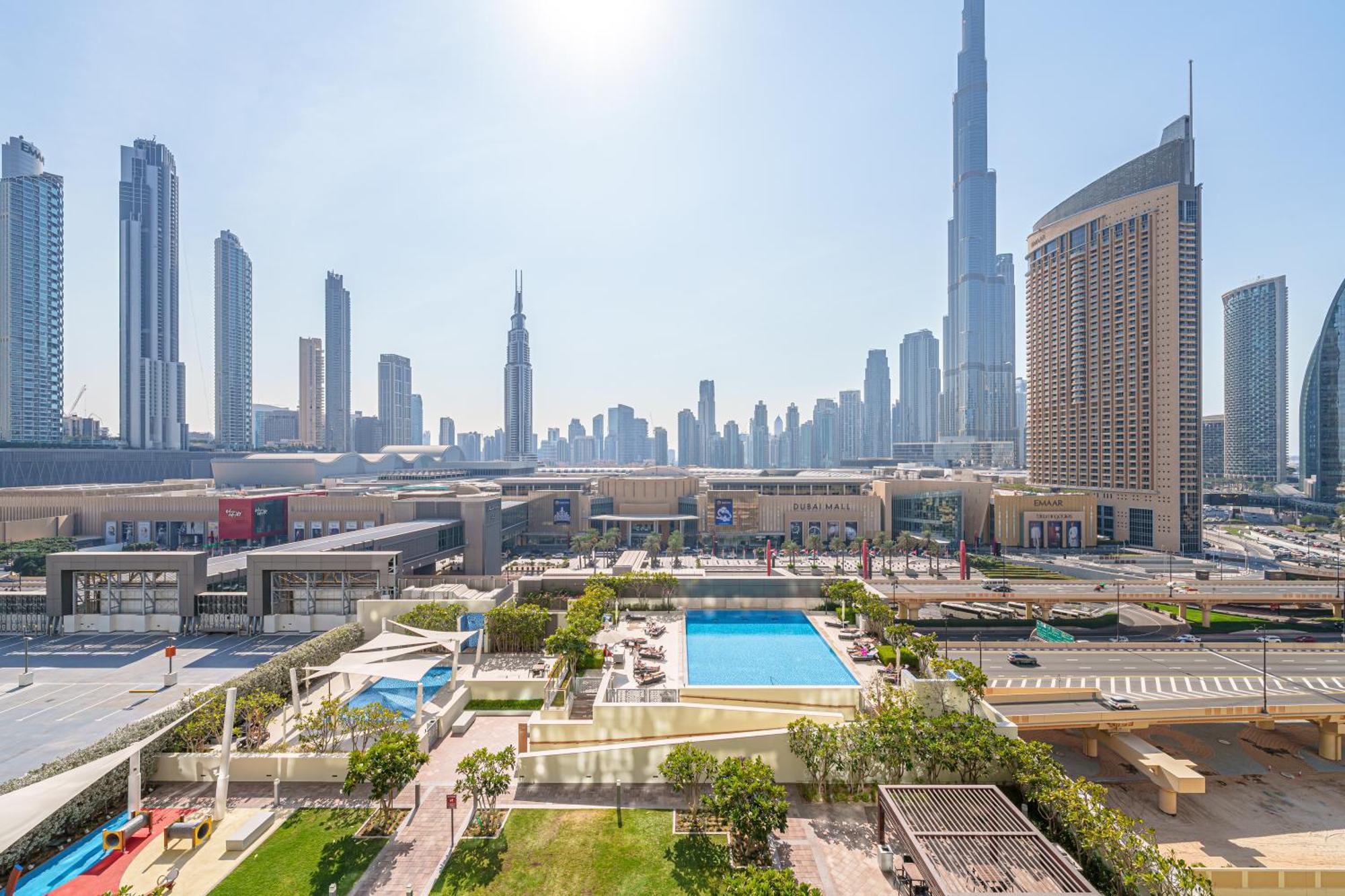 Luxury 3-bedroom In * Dubai
