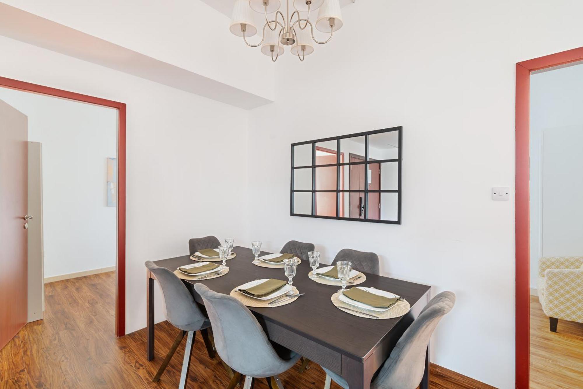 Specious 5br Maid On Jbr Prime Location! Walk To The Mall, Dining & Entertainment - By Sunkissed Homes Daire Dubai