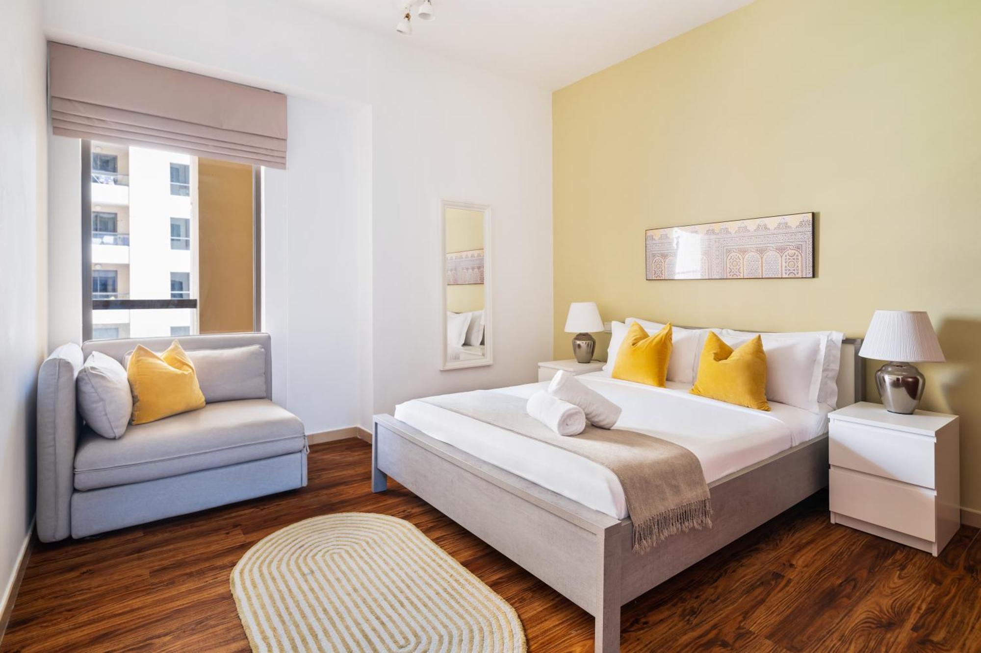 Specious 5br Maid On Jbr Prime Location! Walk To The Mall, Dining & Entertainment - By Sunkissed Homes *