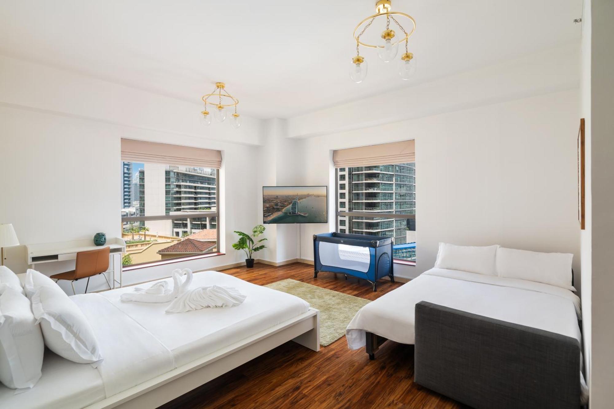 Daire Specious 5br Maid On Jbr Prime Location! Walk To The Mall, Dining & Entertainment - By Sunkissed Homes
