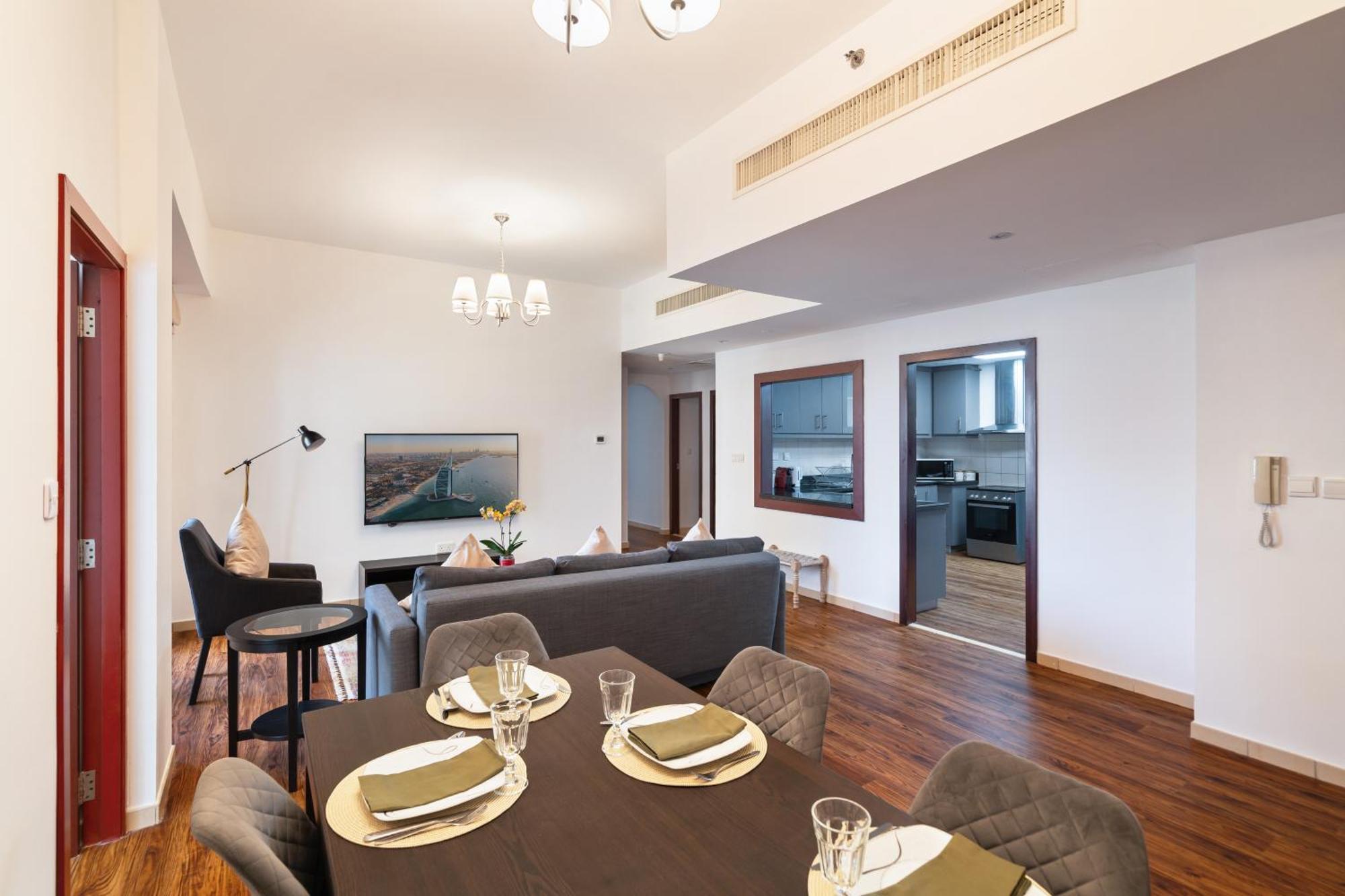 Daire Specious 5br Maid On Jbr Prime Location! Walk To The Mall, Dining & Entertainment - By Sunkissed Homes