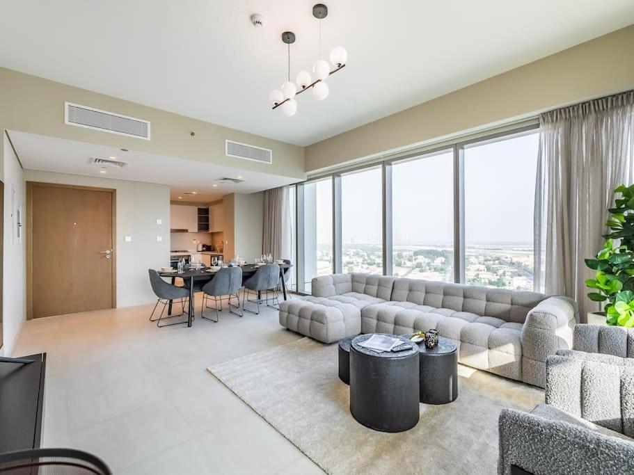 Fully Furnished With Mall Access