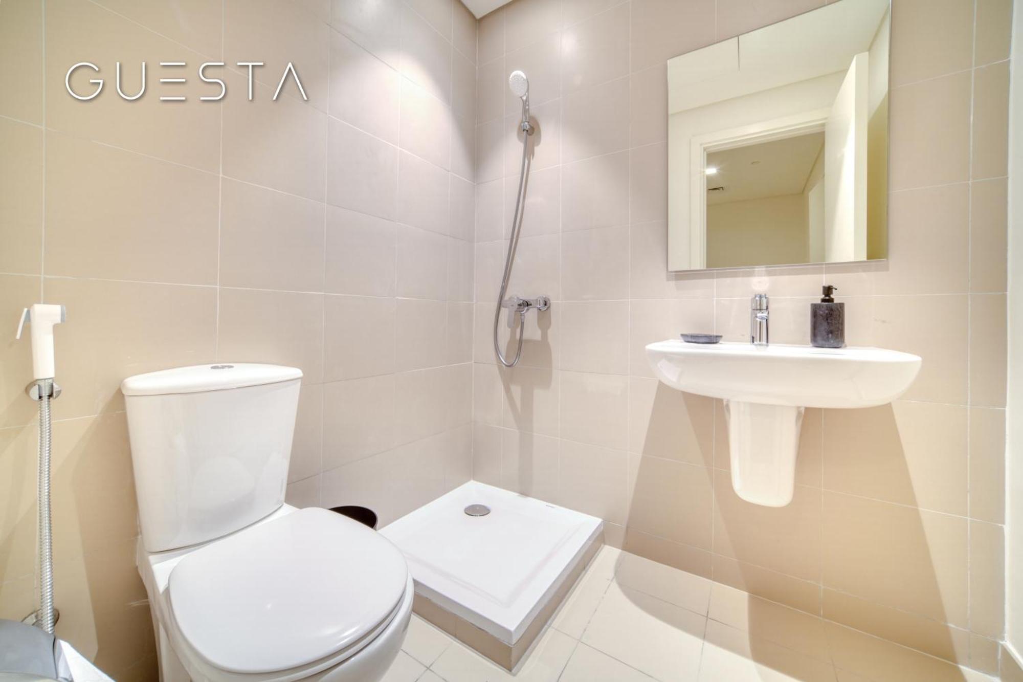 Emaar Beachfront - Vista Tower, Marina Apartment Dubai