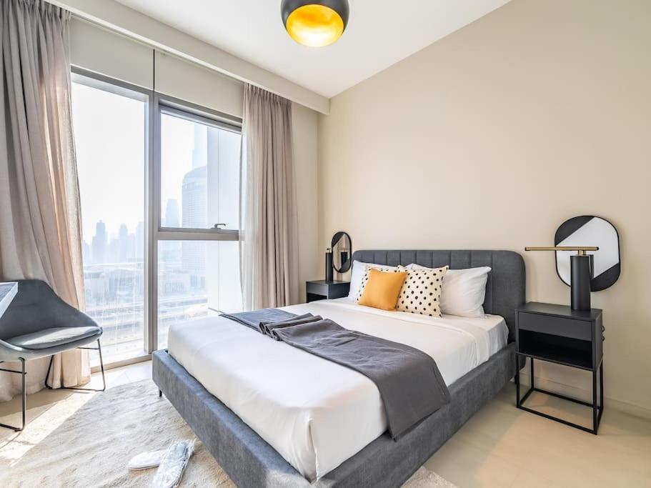 Apartment Fully Furnished With Mall Access Dubai