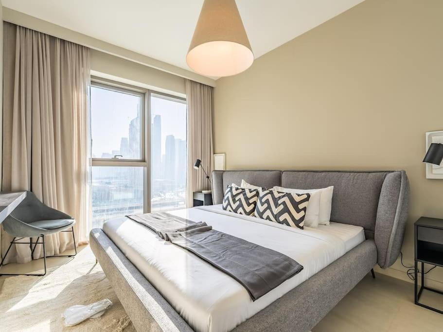 Apartment Fully Furnished With Mall Access