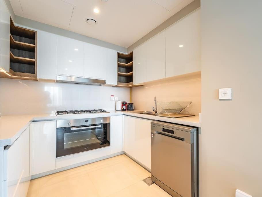 Fully Furnished With Mall Access Apartment *