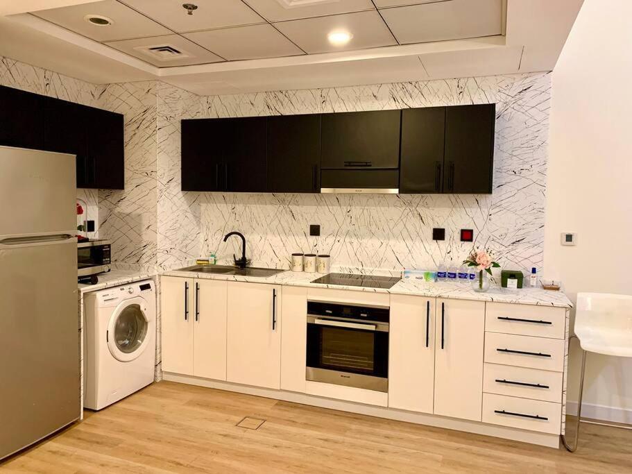 Apartment Ezhomes Dubai