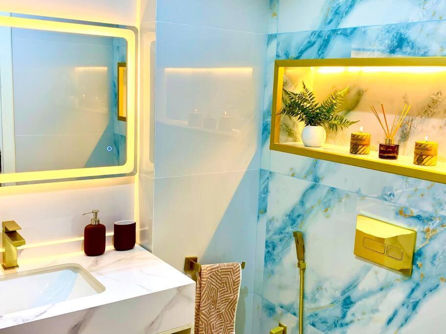 Ezhomes Apartment Dubai