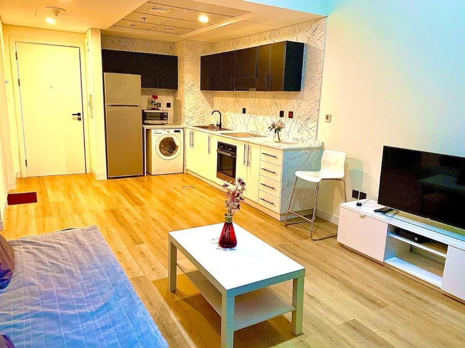 Ezhomes Apartment *