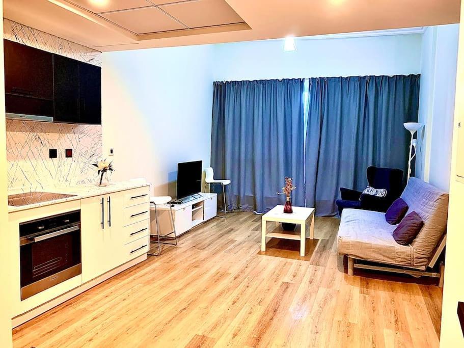 Apartment Ezhomes