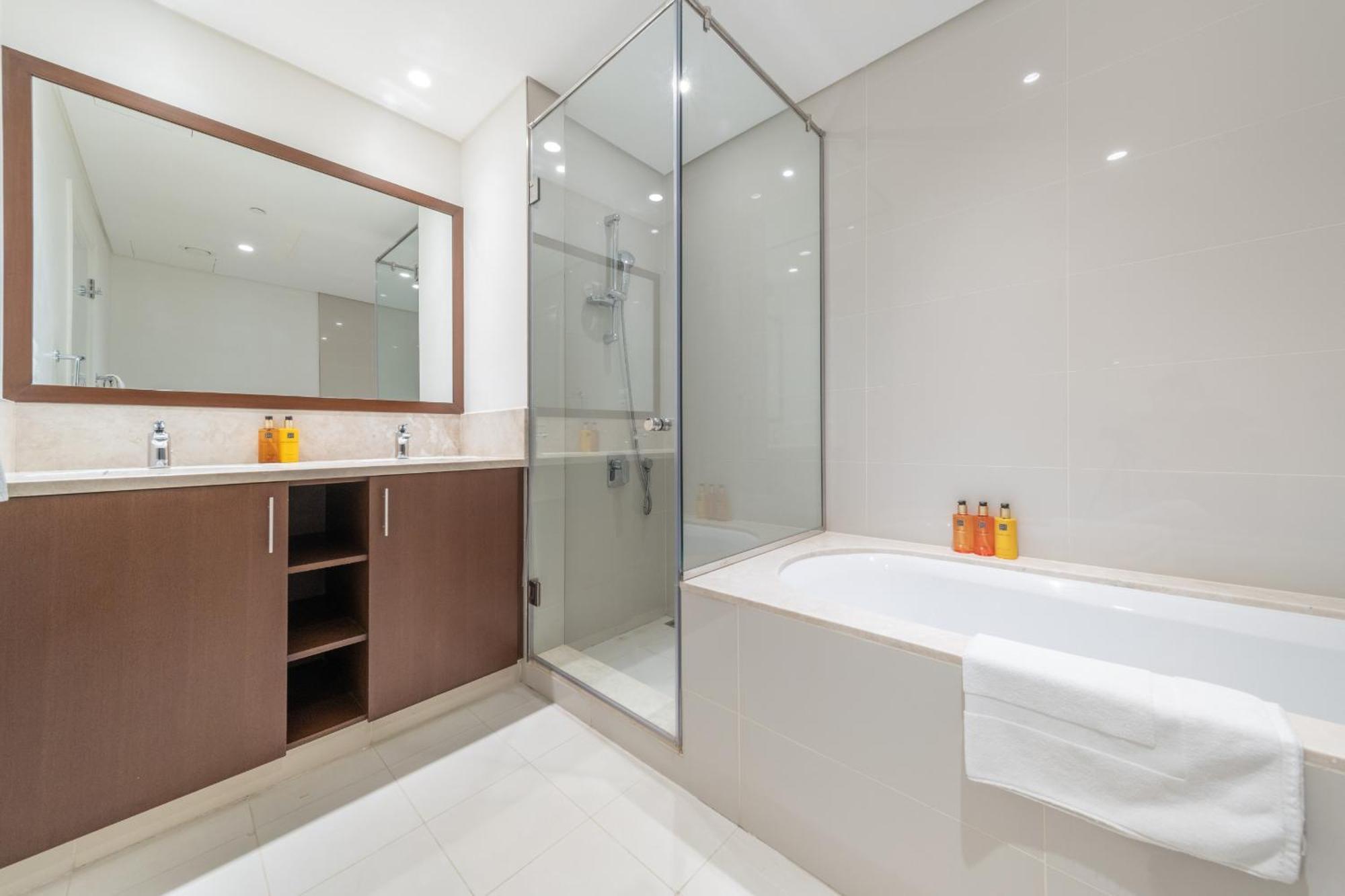Eden's Homes & - Blvd Crescent *