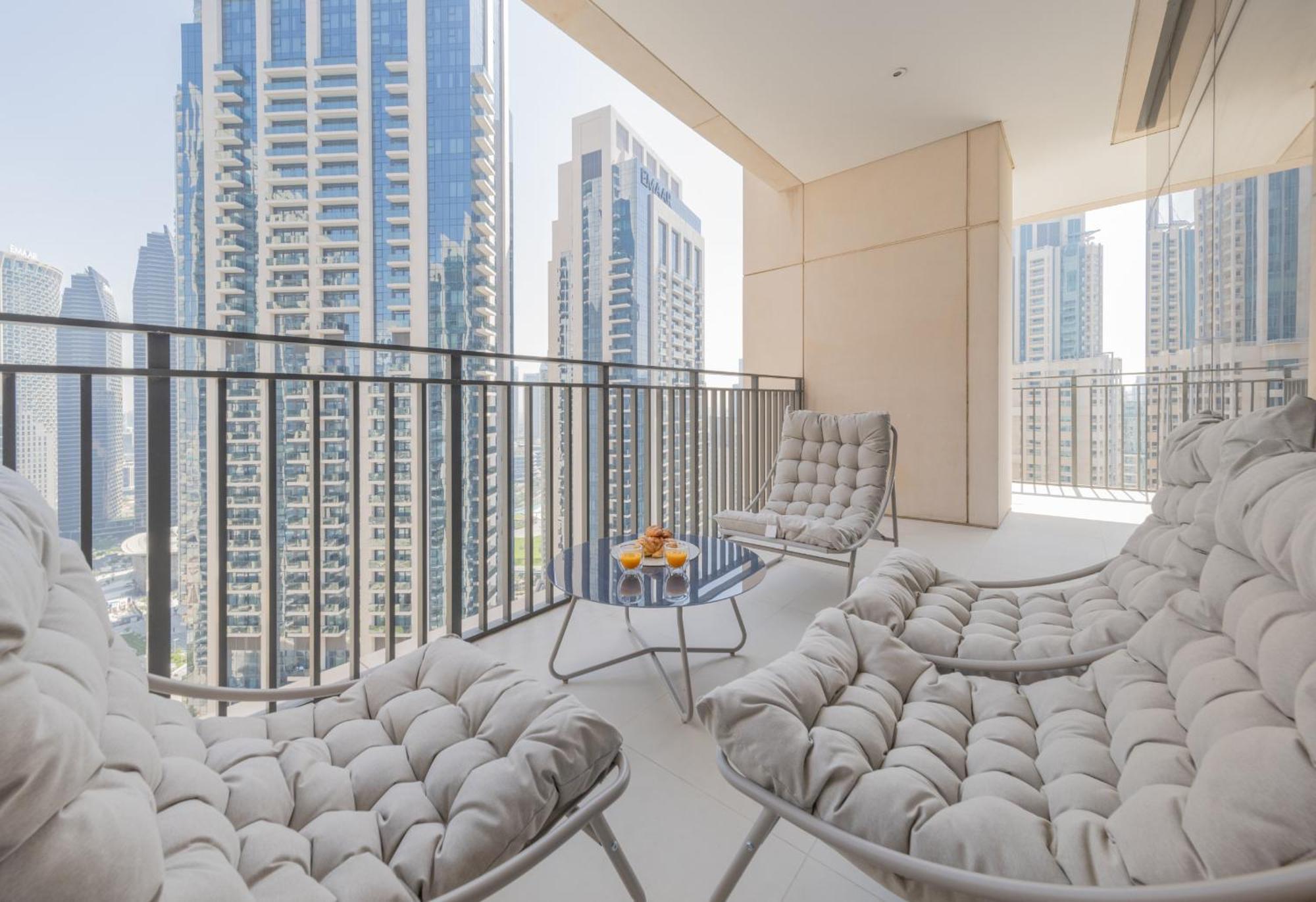 Apartment Eden's Homes & - Blvd Crescent Dubai
