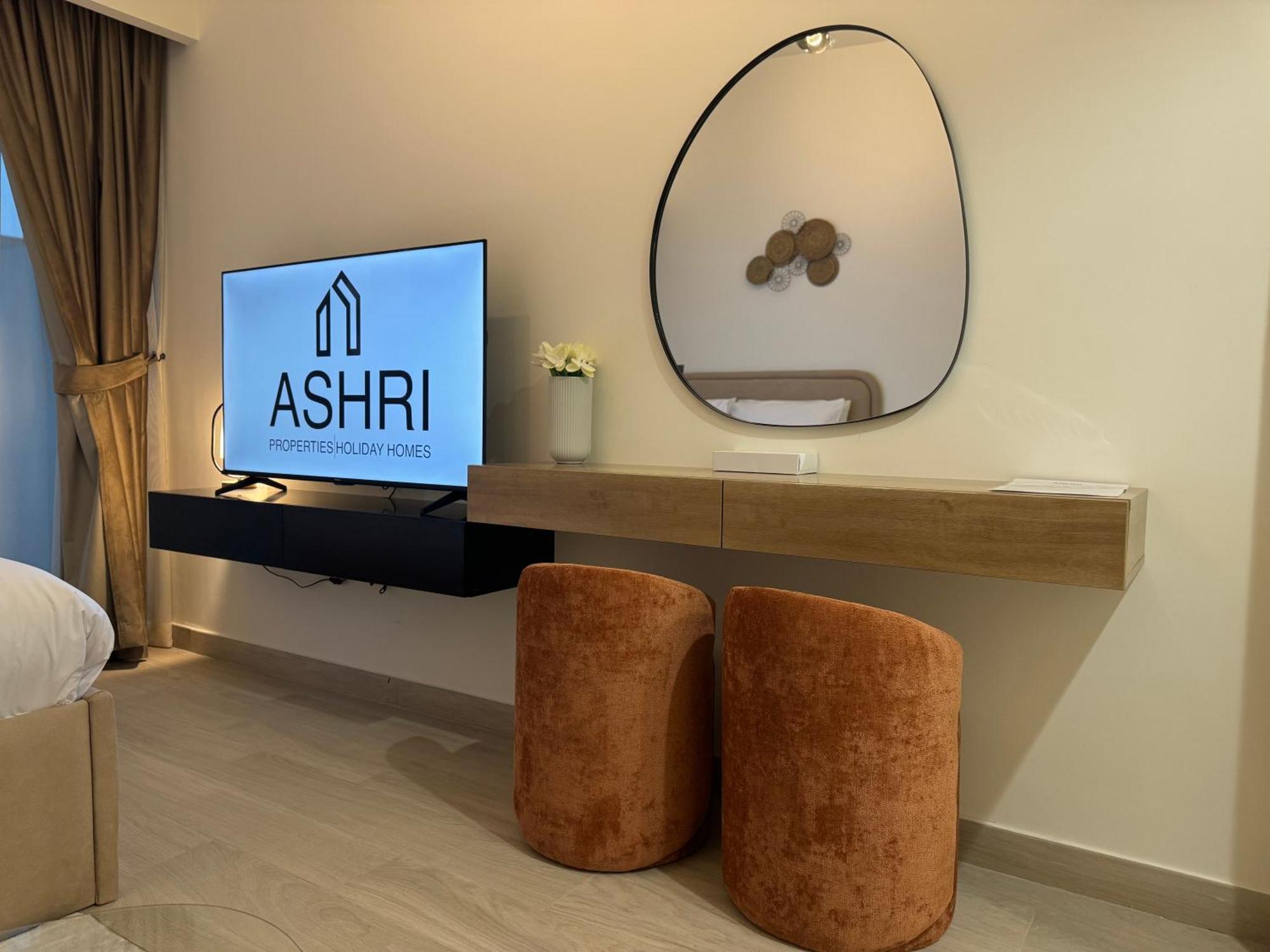 Ashri Hh, Standard In Riviera
